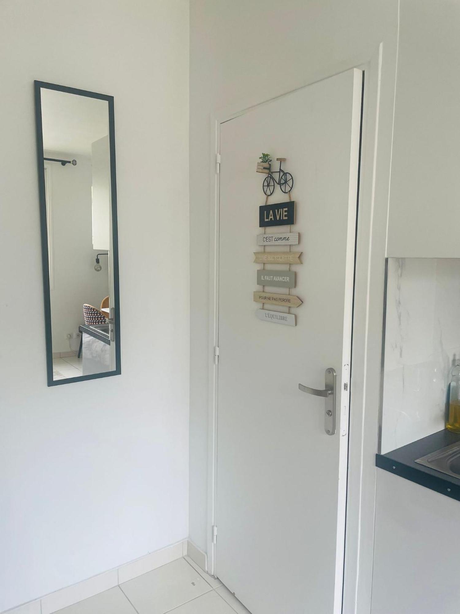 Ferienwohnung Beau Studio A 30Min De Paris Bobigny Exterior foto